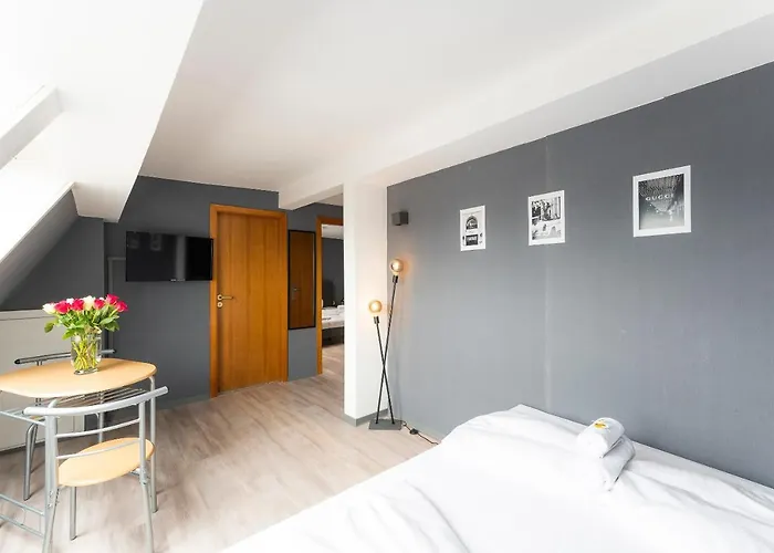 Hotel Astoria Am Urachplatz