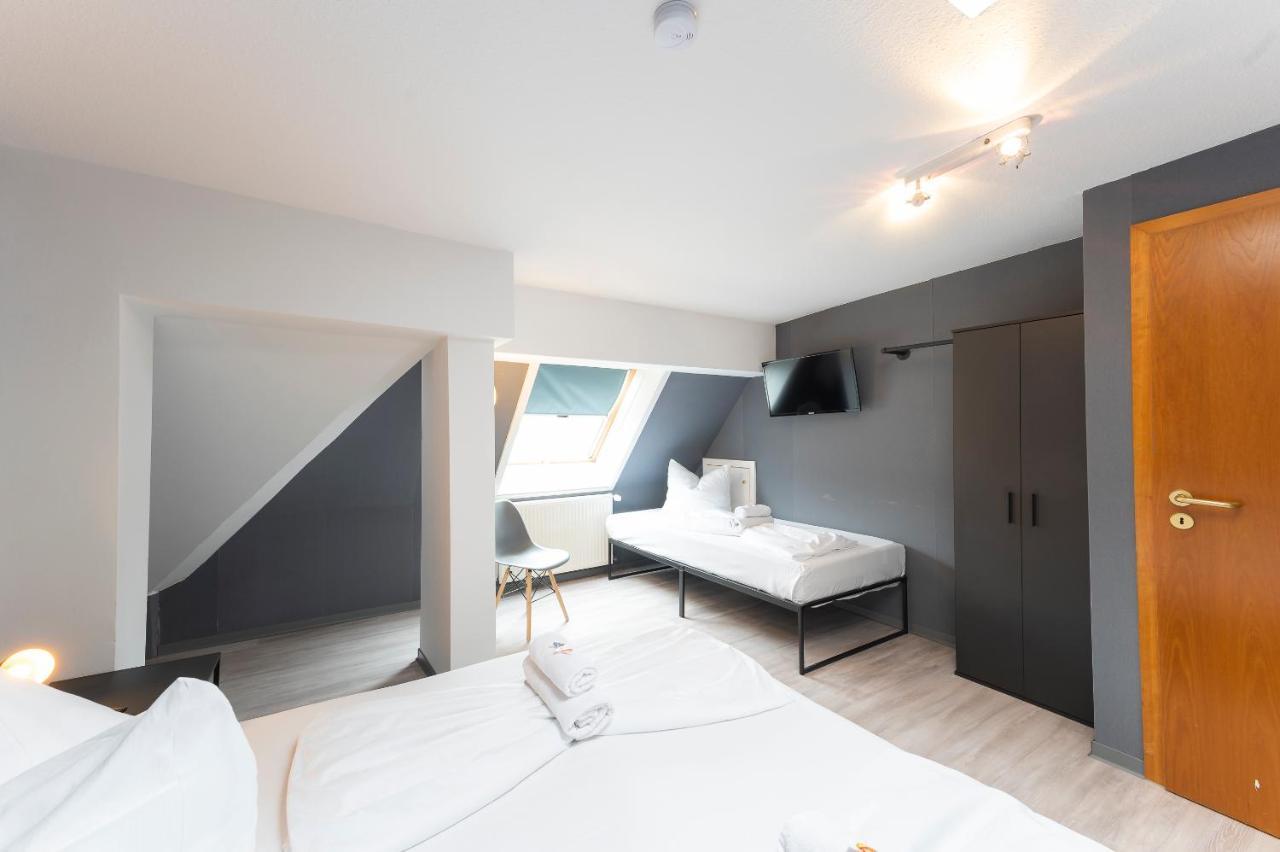 Hotel Astoria Am Urachplatz
